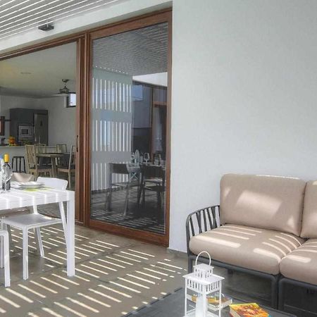 Villa Ponzos Chalet Independiente Y Privado Triquivijate Luaran gambar