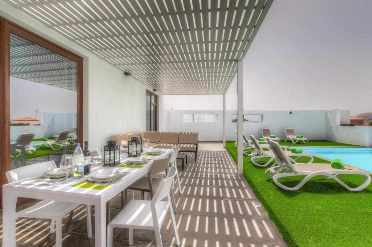 Villa Ponzos Chalet Independiente Y Privado Triquivijate Luaran gambar