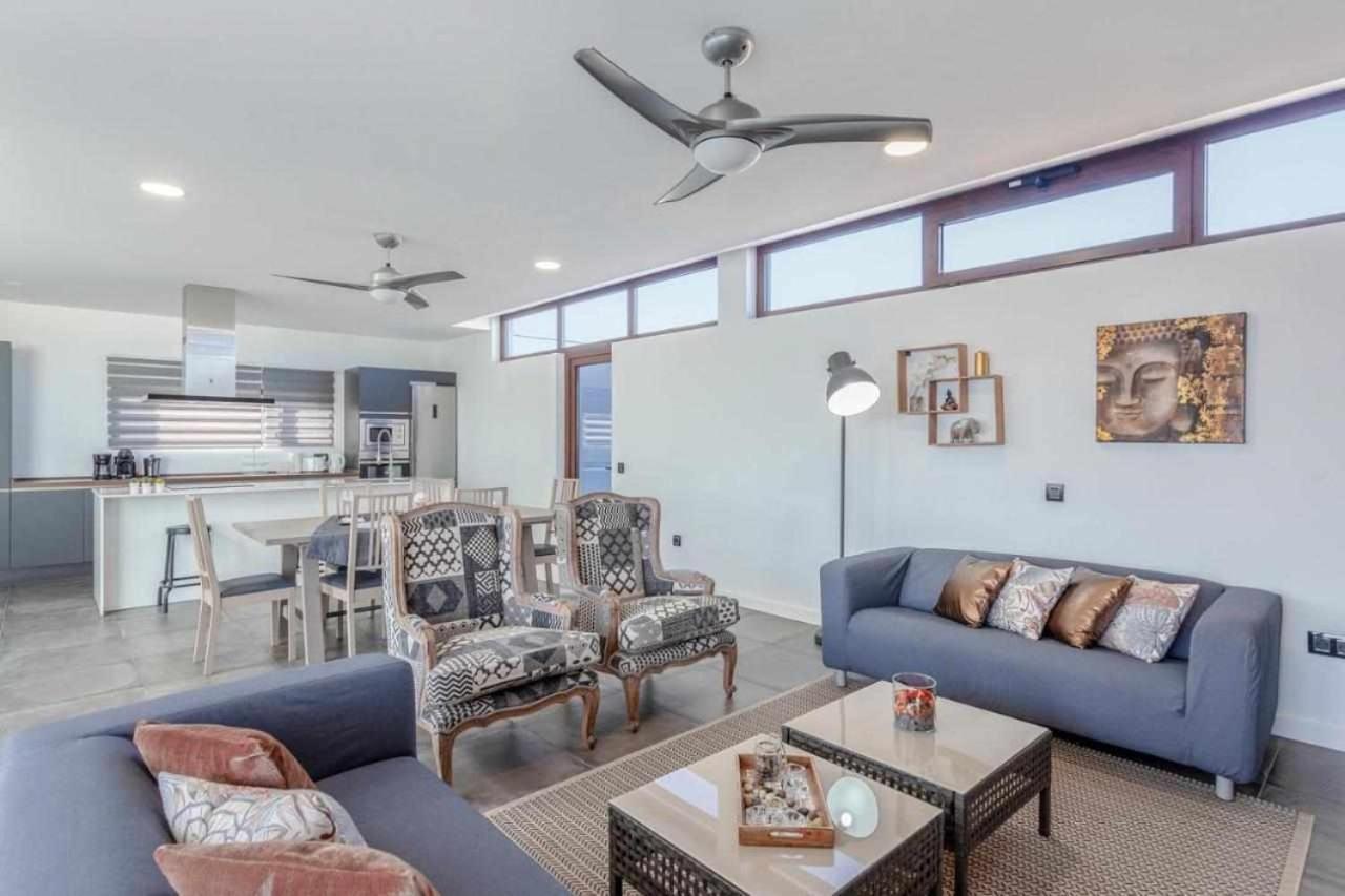 Villa Ponzos Chalet Independiente Y Privado Triquivijate Luaran gambar