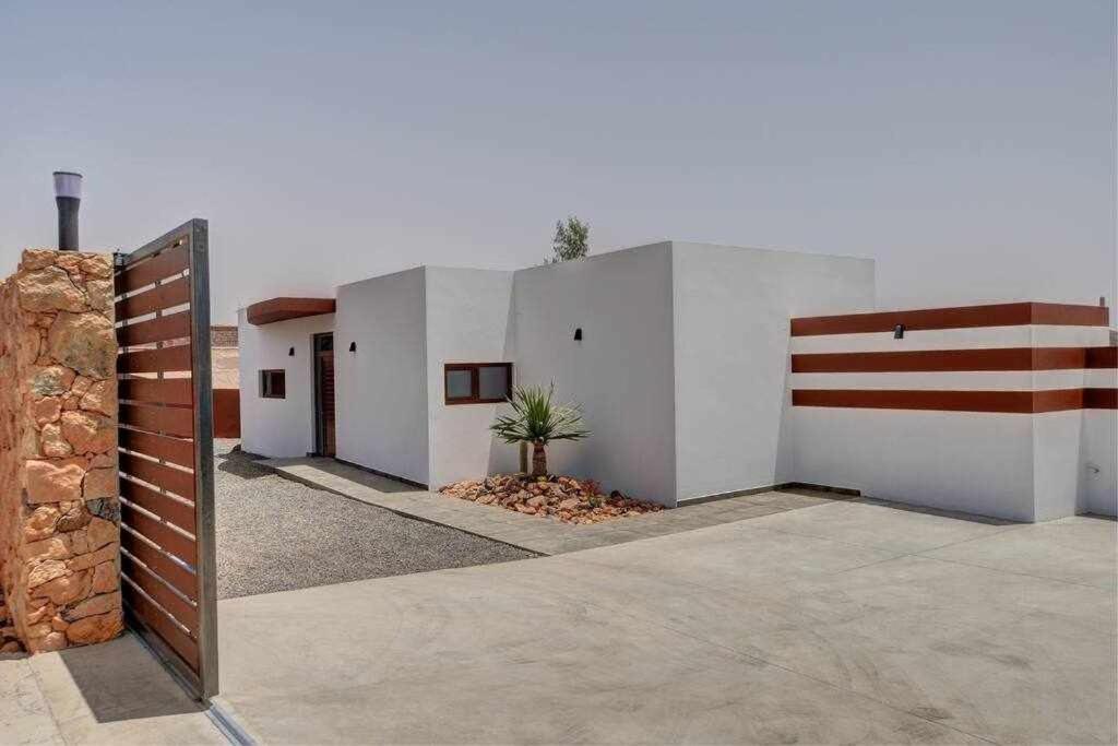 Villa Ponzos Chalet Independiente Y Privado Triquivijate Luaran gambar